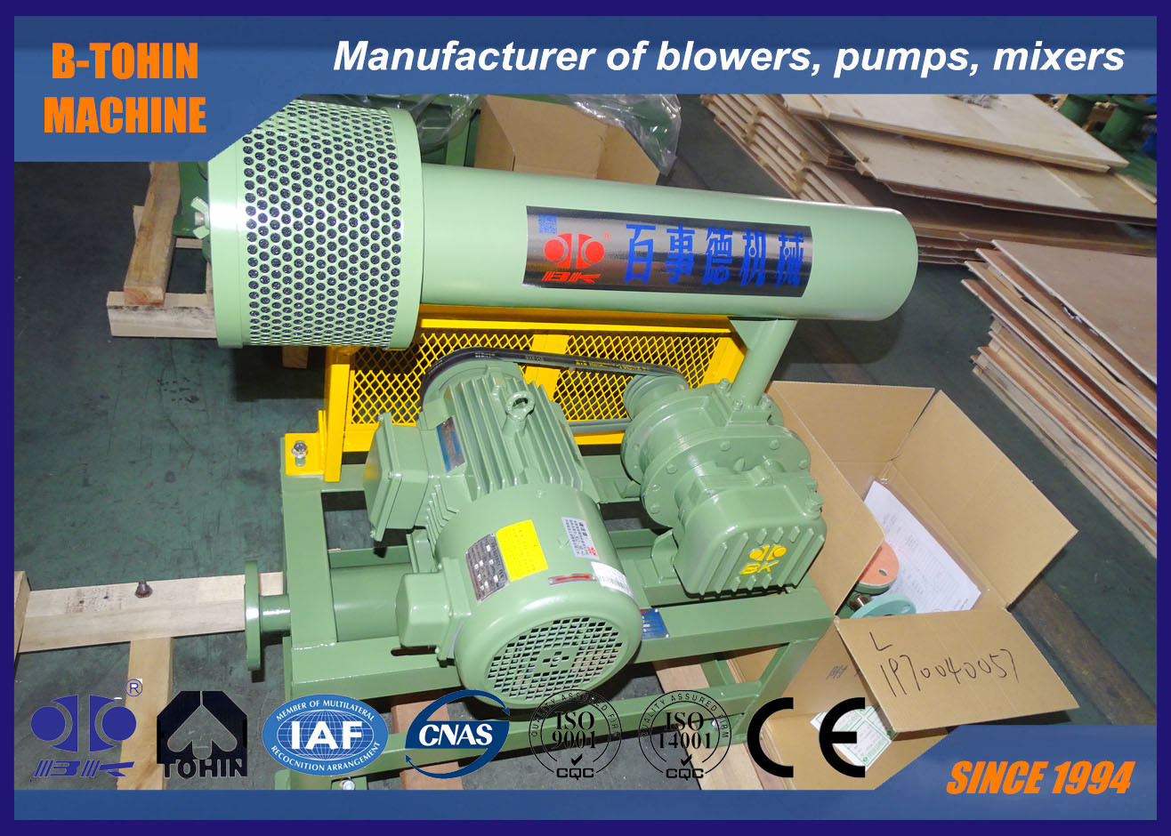 10KPA - 80KPA Πίεση Τρεις λοβών ρίζες Blower DN40 ψύξη αέρα, κάθετη εγκατάσταση